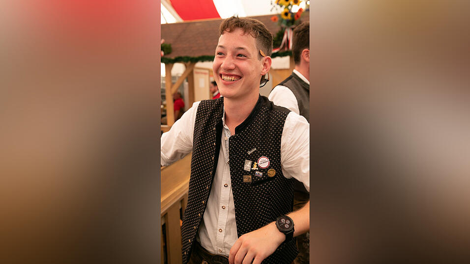 Die Partybilder vom Sonntag, 10. August, aus dem Festzelt Greindl. Die Partybilder vom Sonntag, 10. August, aus dem Festzelt Greindl.