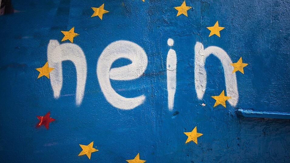 Verfassungskrise, Finanzkrise, Ukrainekrise, Fl&uuml;chtlingskrise: W&auml;chst die Europ&auml;ische Union in der Not zusammen? Oder scheitert sie, wie f&uuml;hrende Politiker bef&uuml;rchten?