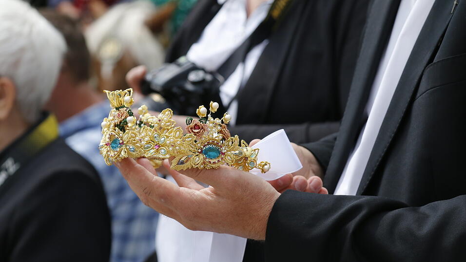 Bilder vom Festakt auf dem Veitsplatz in Bad Kötzting Bilder vom Festakt auf dem Veitsplatz in Bad Kötzting