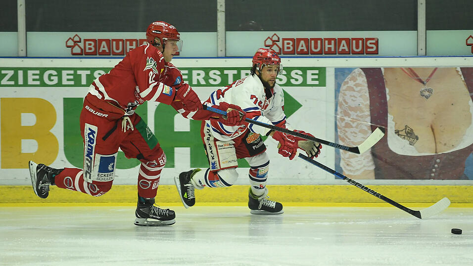 Der Deggendorfer SC hat das ostbayerische Derby bei den Eisbären Regensburg gewonnen. Der Deggendorfer SC hat das ostbayerische Derby bei den Eisbären Regensburg gewonnen.