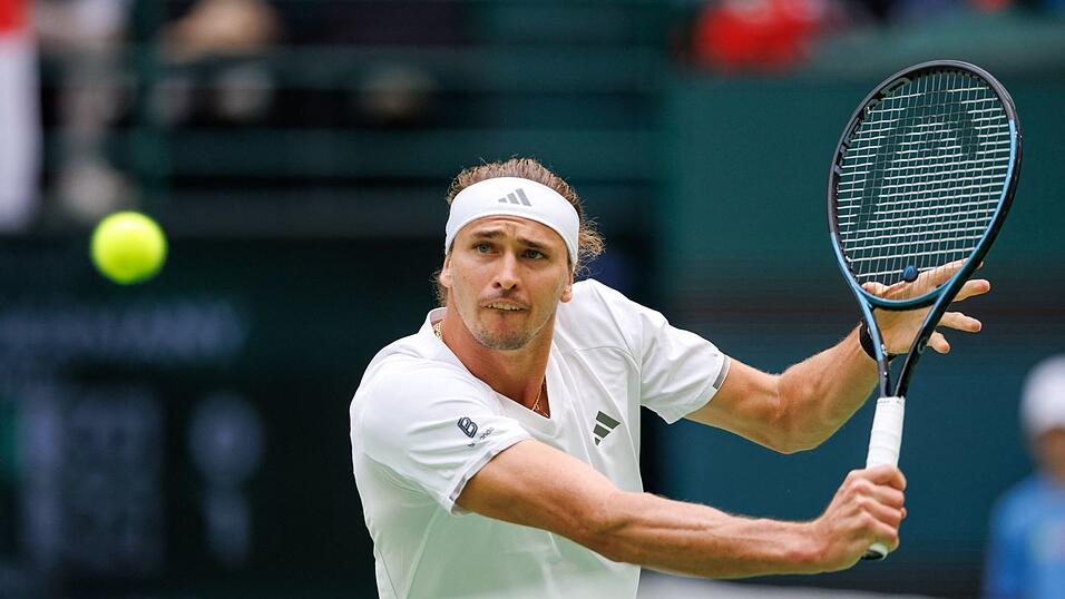 Alexander Zverev zeigte im Davis Cup eine solide Leistung.