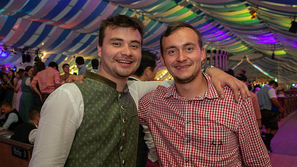 Die Partybilder von Sonntag, 21. August 2022, aus dem Festzelt Wenisch.