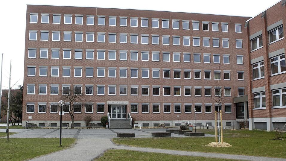 Vor dem Landshuter Gericht musste sich die Frau verantworten.
