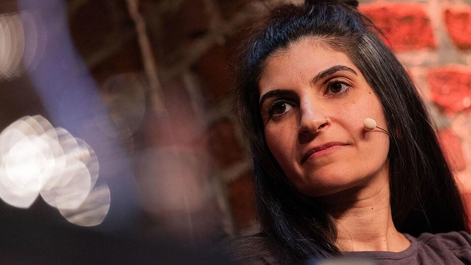 Shida Bazyar stand bereits vor einigen Jahren mit «Drei Kameradinnen» auf der Longlist für den Deutschen Buchpreis. (Archivbild) Shida Bazyar stand bereits vor einigen Jahren mit «Drei Kameradinnen» auf der Longlist für den Deutschen Buchpreis. (Archivbild)