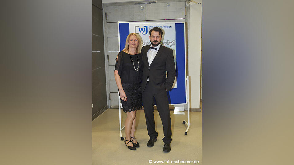 Feiern k&ouml;nnen sie, die Wirtschaftsjunioren - hier ist der Beweis!