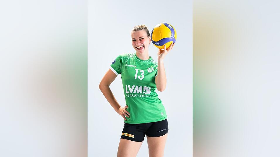 Vorfreude pur: Pia Fernau jongliert künftig im Raben-Nest mit dem Volleyball.