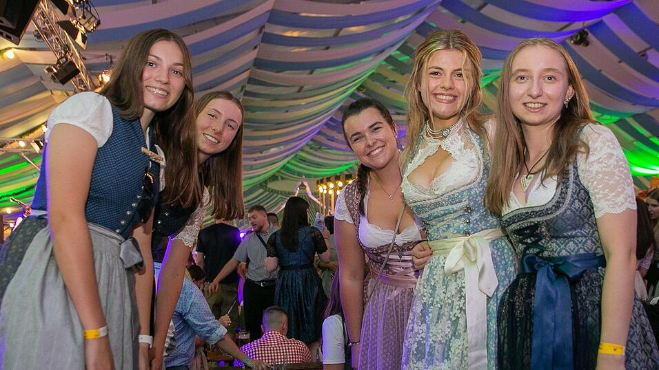 Die Partybilder vom Samstag, 13. August 2022, aus dem Festzelt Wenisch.