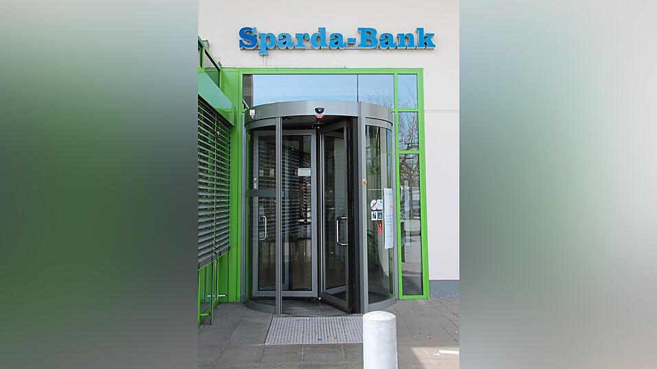 In sechs Monaten werden in der derzeitigen Sparda-Bank-Filiale im Globus-markt nur noch SB-Ger&auml;te zu finden sein.