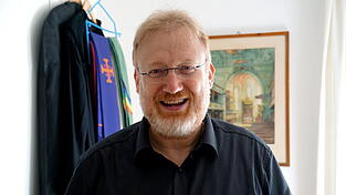 Hans-Christian Glas in seinem B&uuml;ro. Er freut sich auf die Aufgabe in Regensburg.