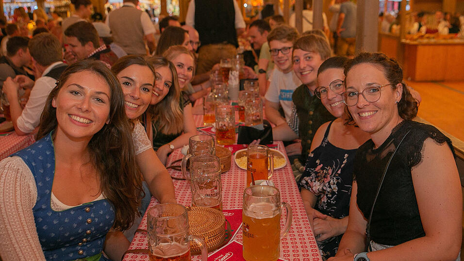 Die Partybilder von Donnerstag, 18. August 2022, aus dem Festzelt Krönner.
