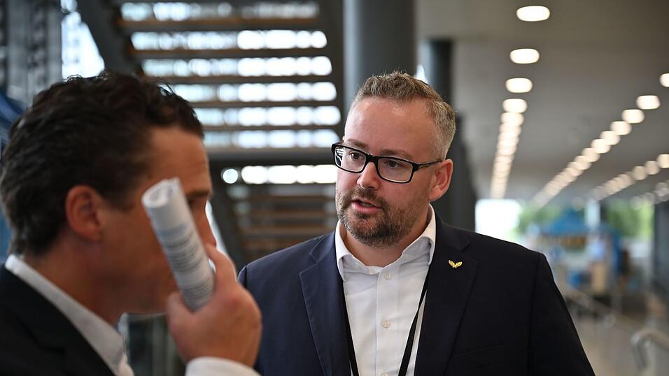 Der Weidel-Vertraute und AfD-Netzwerker Sebastian Münzenmaier erwartet eine lange Erfolgssträhne für seine Partei. (Archivfoto) Der Weidel-Vertraute und AfD-Netzwerker Sebastian Münzenmaier erwartet eine lange Erfolgssträhne für seine Partei. (Archivfoto)