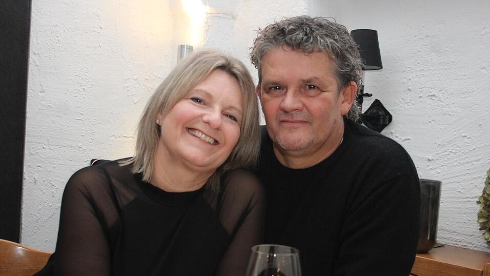 In der Landshuter Weinstube Isarklause fand am Samstag eine Schlagerparty statt. In der Landshuter Weinstube Isarklause fand am Samstag eine Schlagerparty statt.