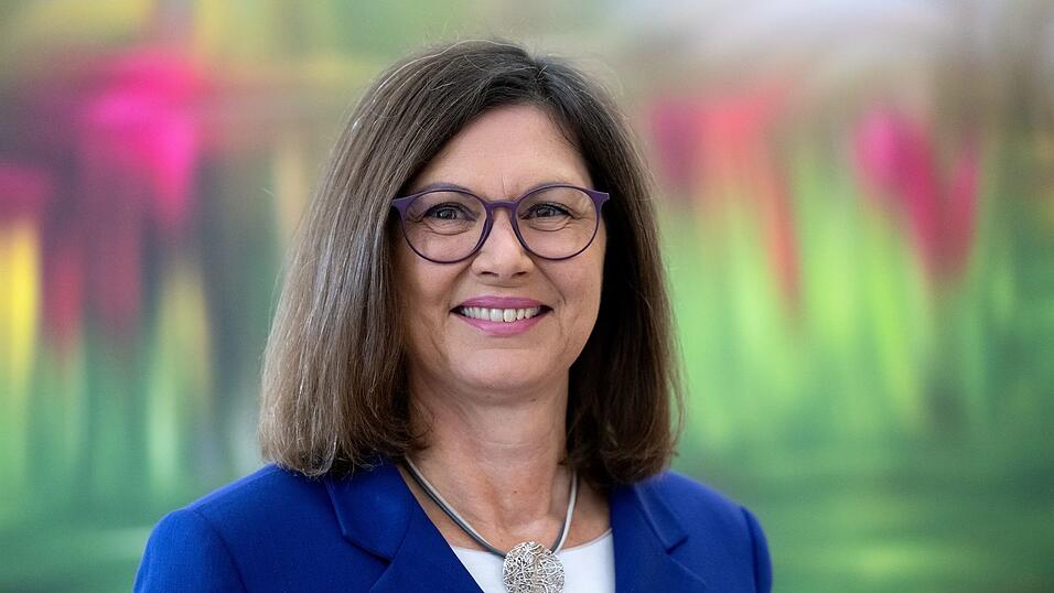 Ilse Aigner hat die Bayern befragt, was sie über die Demokratie denken. (Archivbild)