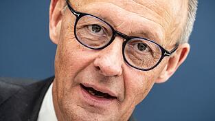Die Personalrochade des Kanzlers geht in die nächste Runde. Die Personalrochade des Kanzlers geht in die nächste Runde.