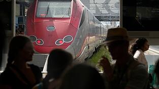 24 Stunden lang soll der Zugverkehr in Italien ruhen. (Archivbild) 24 Stunden lang soll der Zugverkehr in Italien ruhen. (Archivbild)