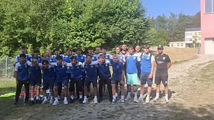 Die U17 des TSV 1860 München war vom Samstag bis Mittwoch zu einem Trainingslager im Jugend-, Sport- und Tagungszentrum in der ehemaligen Kaserne in der Pfingstrittstadt. Die U17 des TSV 1860 München war vom Samstag bis Mittwoch zu einem Trainingslager im Jugend-, Sport- und Tagungszentrum in der ehemaligen Kaserne in der Pfingstrittstadt.