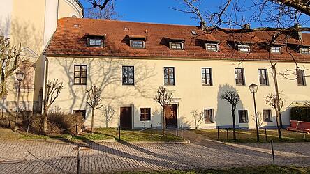 In den R&auml;umen der ehemaligen Klostersch&auml;nke des Klosters Frauenzell beginnen Ende Januar die Renovierungsarbeiten, die mitunter auch von Frauenzeller Ortsvereinen durchgef&uuml;hrt werden.