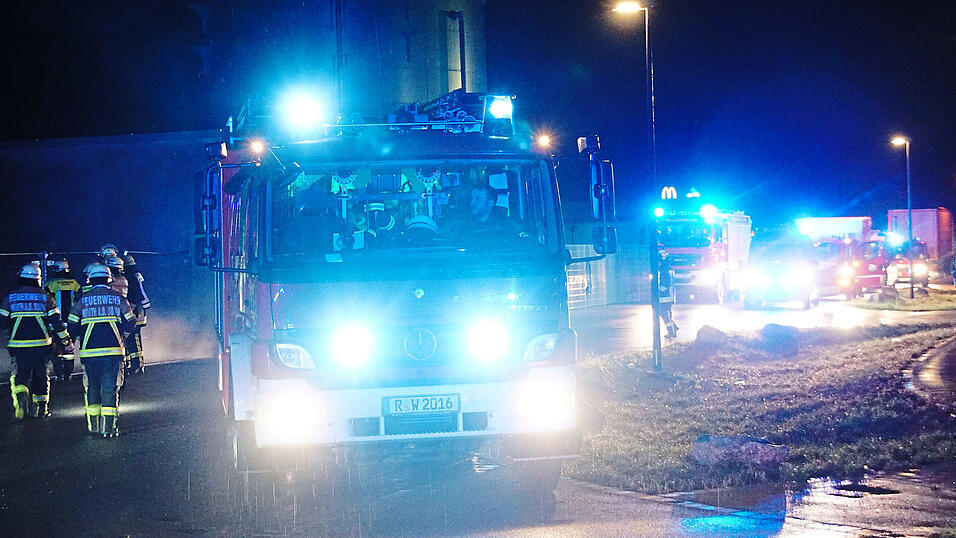 Ein Feuerwehreinsatz im Gewerbepark Wörth-Wiesent. Damals war ein Gasaustritt gemeldet, der sich aber nicht bestätigte. Ein Feuerwehreinsatz im Gewerbepark Wörth-Wiesent. Damals war ein Gasaustritt gemeldet, der sich aber nicht bestätigte.