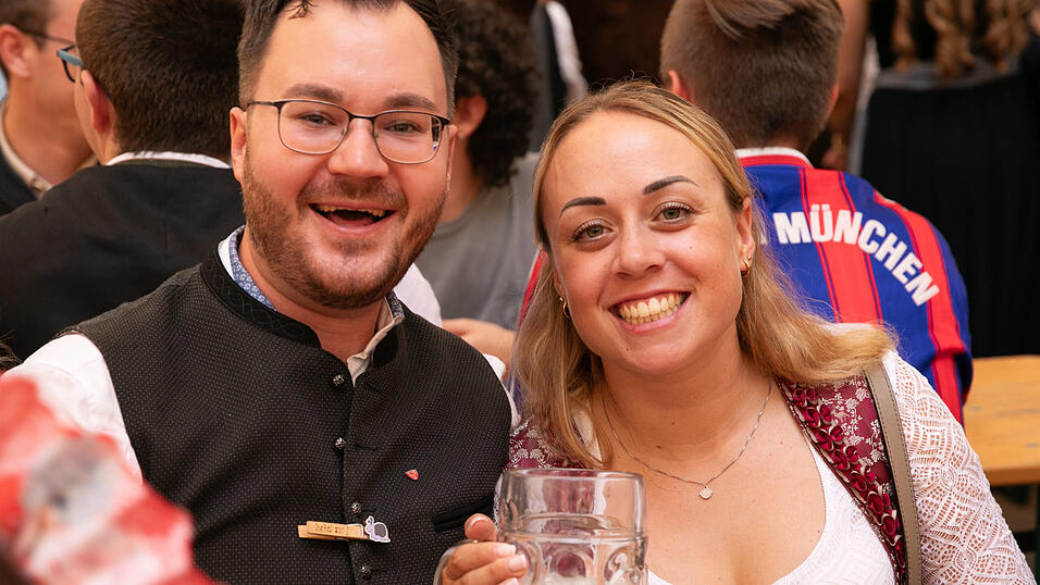 Die Partybilder vom Samstag, 16. August, aus dem Festzelt Nothaft. Die Partybilder vom Samstag, 16. August, aus dem Festzelt Nothaft.