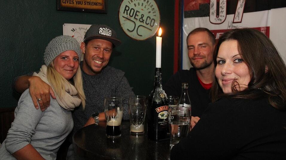 So wurde am Samstag, 23. Oktober, im Irish Pub in Landshut gefeiert - die Partybilder. So wurde am Samstag, 23. Oktober, im Irish Pub in Landshut gefeiert - die Partybilder.