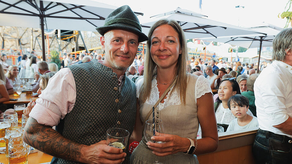 Die Partybilder vom Samstag, 10. August 2024, aus dem Festzelt Kr&ouml;nner.