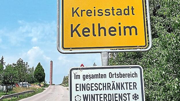 Die Kreisstadt Kelheim tritt 976 Quadratmeter ihres Gebiets an Nittendorf ab und erh&auml;lt 112 Quadratmeter der Fl&auml;che des Marktes im Landkreis Regensburg.