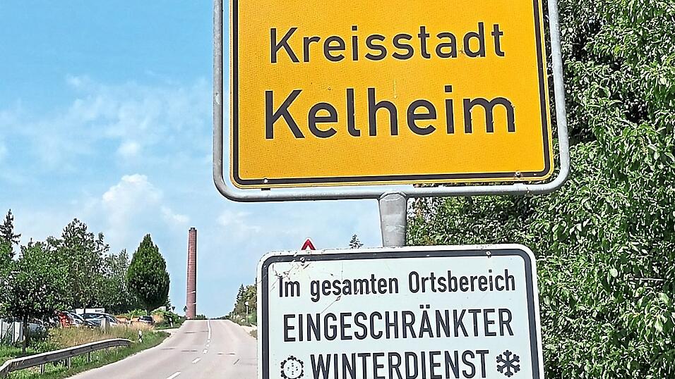 Die Kreisstadt Kelheim tritt 976 Quadratmeter ihres Gebiets an Nittendorf ab und erh&auml;lt 112 Quadratmeter der Fl&auml;che des Marktes im Landkreis Regensburg.