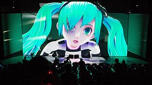 Die computeranimierte Sängerin Hatsune Miku während der Fotoprobe der Oper 'The End'.