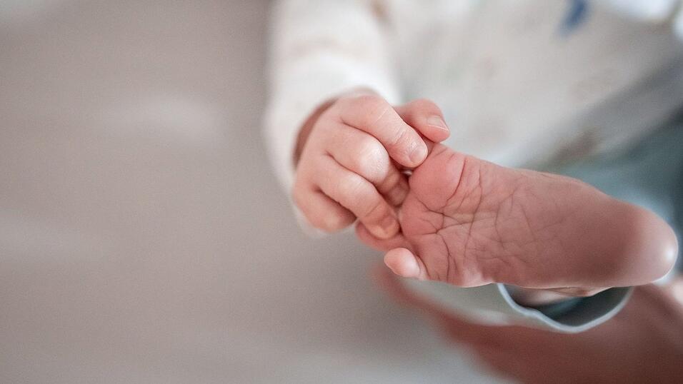 Emilia und Noah liegen ganz vorn im Namensranking 2022.