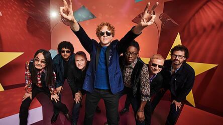 Die Soul-Formation Simply Red mit Frontmann Mick Hucknall ist am 20. Juli bei den Regensburger Schlossfestspielen zu erleben.