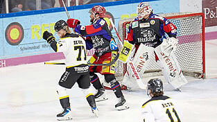 Wie bereits in den absolvierten drei Partien herrschte auch in der vierten in Tilburg viel Verkehr vor dem Deggendorfer Tor.&nbsp;