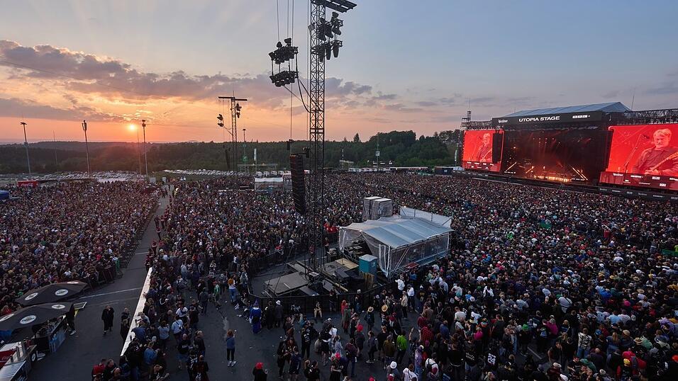 Mehr Menschen als je zuvor: Beim Jubil&auml;um im Juni erwartet &laquo;Rock am Ring&raquo; einen Besucherrekord. (Archivbild)