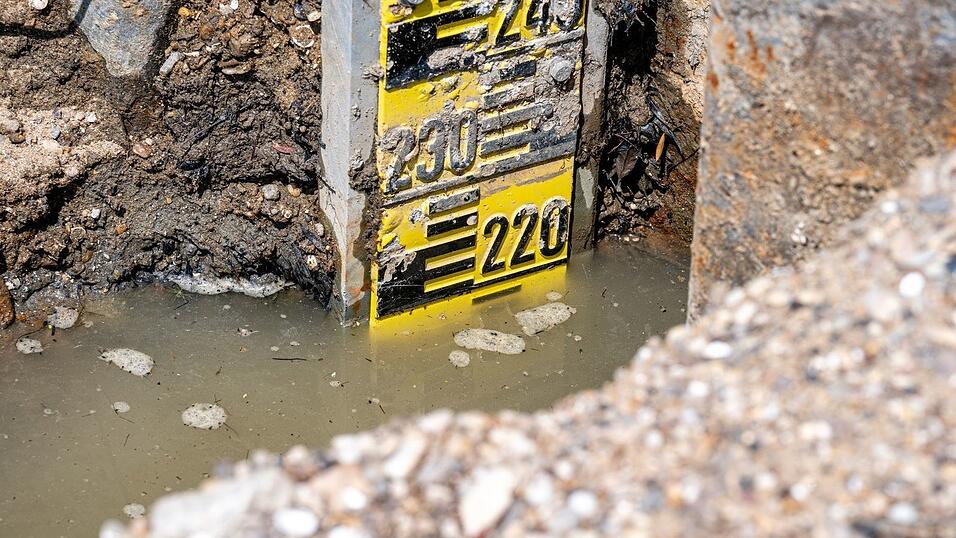 Flüsse und Bäche im Landkreis Aschaffenburg führen derzeit nur sehr wenig Wasser. (Symbolbild) Flüsse und Bäche im Landkreis Aschaffenburg führen derzeit nur sehr wenig Wasser. (Symbolbild)