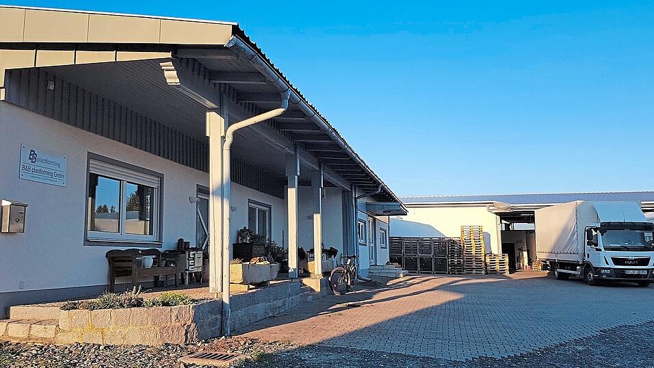 Aufgrund der strengen Grenzregelungen fehlen auch bei der Firma BB-Plast in Untergrafenried die tschechischen Arbeitskräfte. Aufgrund der strengen Grenzregelungen fehlen auch bei der Firma BB-Plast in Untergrafenried die tschechischen Arbeitskräfte.