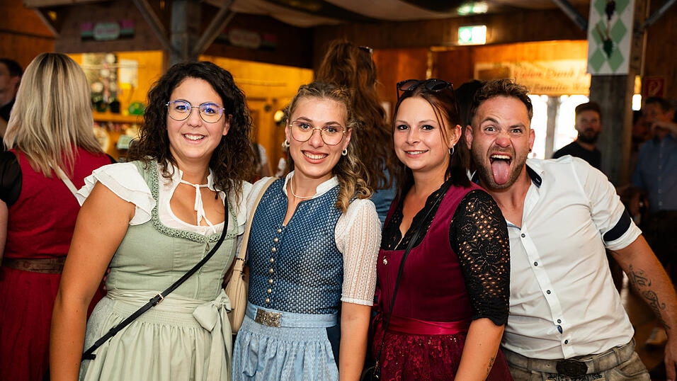 Die Partybilder vom Freitag, 14. August, aus dem Festzelt Weckmann. Die Partybilder vom Freitag, 14. August, aus dem Festzelt Weckmann.