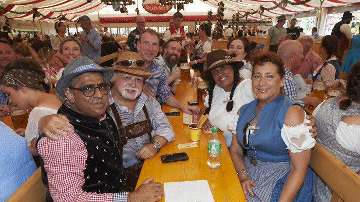 Die Partybilder vom Freitag, 15. August, aus dem Festzelt Lechner. Die Partybilder vom Freitag, 15. August, aus dem Festzelt Lechner.