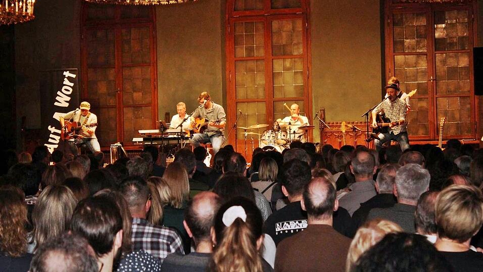 Am Samstagabend spielten 'Auf A Wort' feinsten Austropop in Landshut.&nbsp;