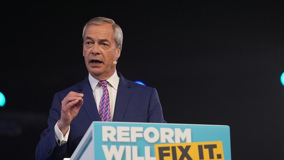 Nigel Farage und seine Reform UK sind auf dem Vormarsch - so scheint es jedenfalls.