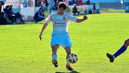 Jonathan Auburger hat seine muskulären Probleme überwunden und steht gegen Schwandorf-Ettmannsdorf wieder im Kader.