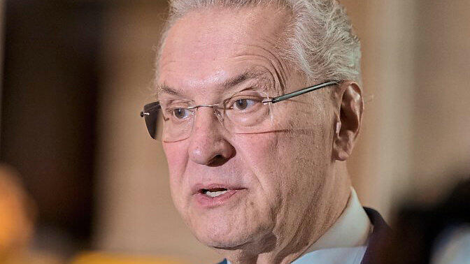 Hilfe k&ouml;nne innerhalb von zwei Tagen vor Ort sein, sagt Joachim Herrmann.