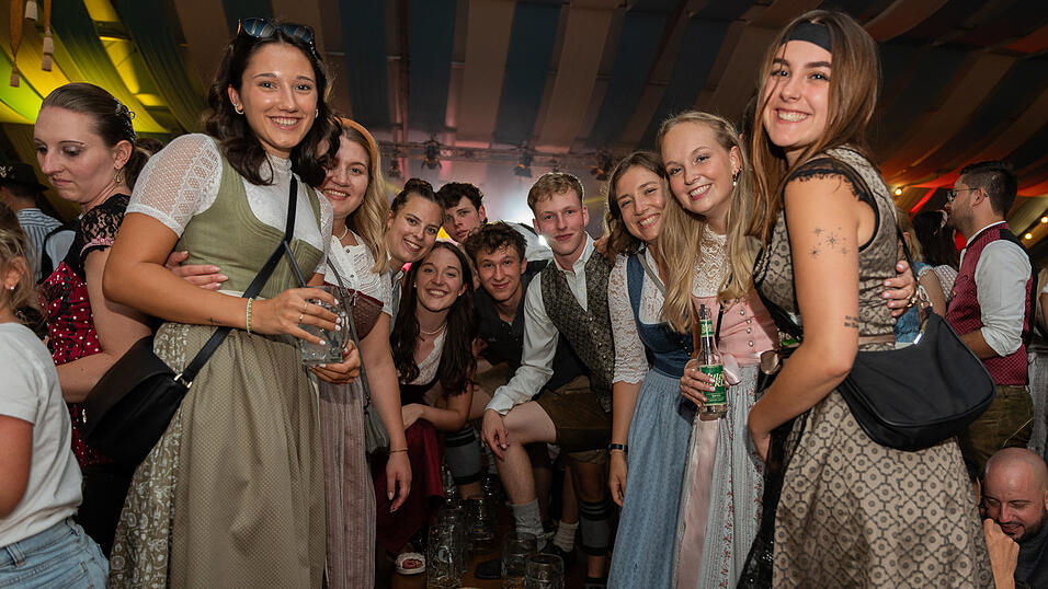 Die Partybilder vom Freitag, 11. August 2023, aus dem Festzelt Wenisch. Die Partybilder vom Freitag, 11. August 2023, aus dem Festzelt Wenisch.