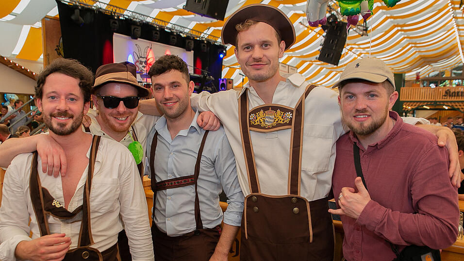 Die Partybilder von Freitag, 19. August 2022, aus dem Festzelt Nothaft.