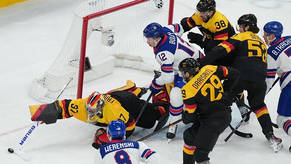 Grubauer-Vertreter Maximilian Franzreb konnte die Niederlage auch nicht verhindern Grubauer-Vertreter Maximilian Franzreb konnte die Niederlage auch nicht verhindern