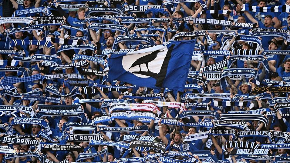 Gef&uuml;hlt halb Bielefeld hat die Arminia zum Pokalfinale in Berlin begleitet. (Archivbild)