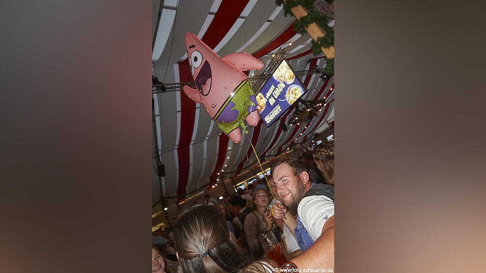 Die Partybilder vom Samstag, 17. August, aus dem Festzelt Lechner. Die Partybilder vom Samstag, 17. August, aus dem Festzelt Lechner.