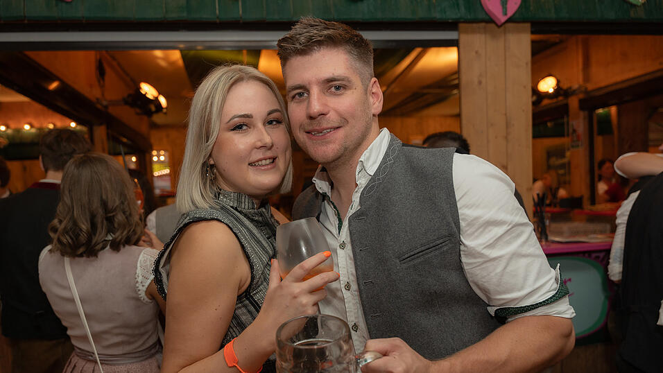 Die Partybilder vom Freitag, 11. August 2023, aus dem Festzelt Weckmann.