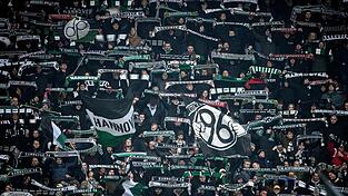 Hannover 96 hat den U20-Nationalspieler Noel Aseko vom FC Bayern M&uuml;nchen ausgeliehen.