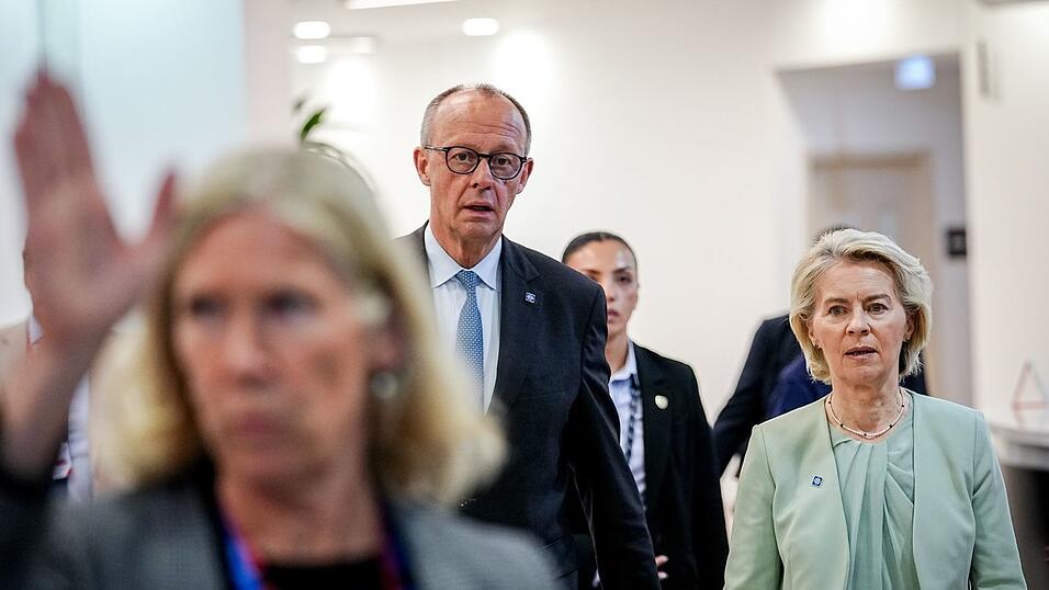 Will dem Iran ein Angebot machen: Kanzler Friedrich Merz reiste mit einem Vorstoß der Bundesregierung zum EU-Gipfel nach Zypern. Kommissionschefin von der Leyen präsentierte mögliche Maßnahmen gegen hohe Energiepreise. Will dem Iran ein Angebot machen: Kanzler Friedrich Merz reiste mit einem Vorstoß der Bundesregierung zum EU-Gipfel nach Zypern. Kommissionschefin von der Leyen präsentierte mögliche Maßnahmen gegen hohe Energiepreise.