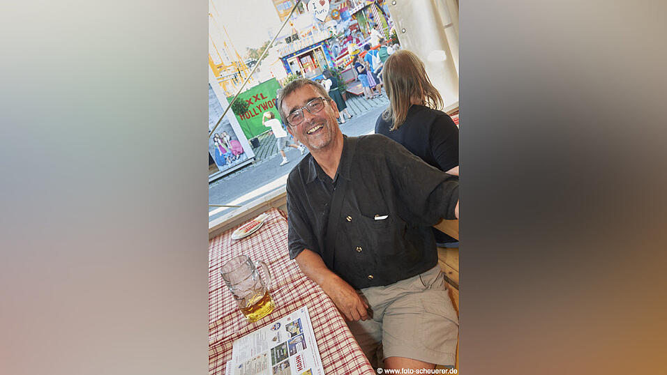 Die Partybilder vom Dienstag, 11. August, aus dem Festzelt Lechner. Die Partybilder vom Dienstag, 11. August, aus dem Festzelt Lechner.