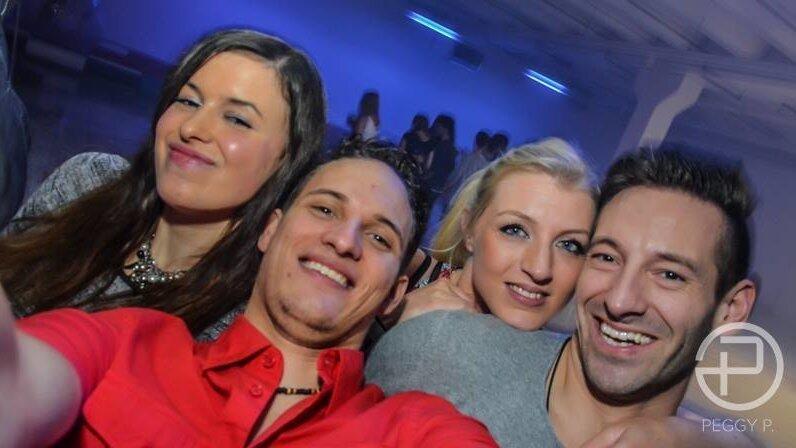 Gleich bei der Eröffnung platzte die neue Diskothek Peggy P. aus allen Nähten. Gleich bei der Eröffnung platzte die neue Diskothek Peggy P. aus allen Nähten.